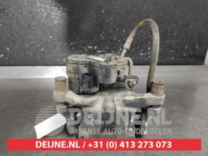 Mazda CX-30 Remklauw (Tang) links-achter O670504 foto 3