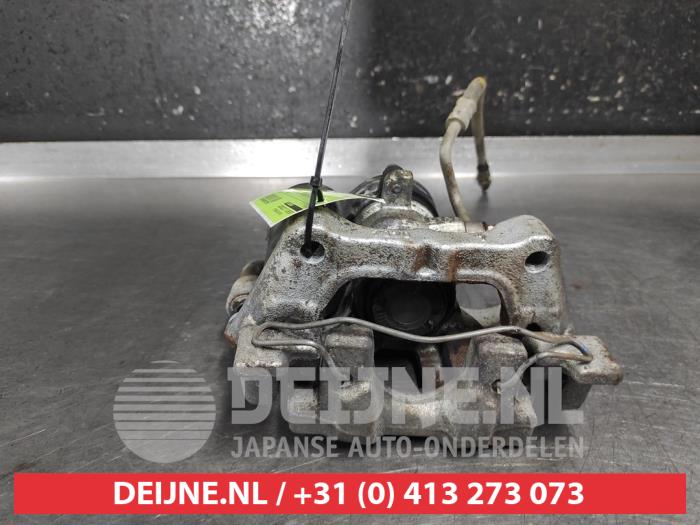 Mazda CX-30 Bremszange rechts hinten O670505