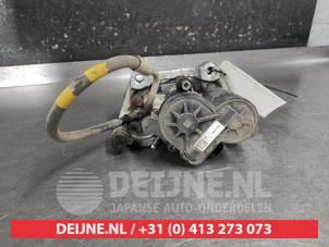 Mazda CX-30 Bremszange rechts hinten O670505 foto 2