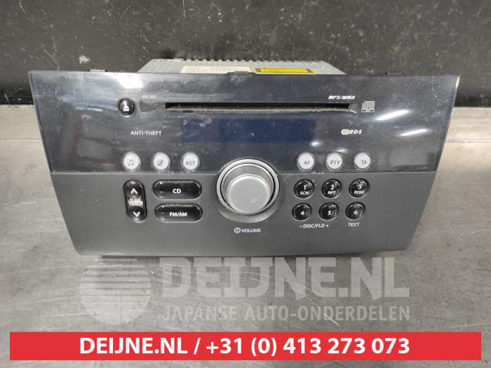 Suzuki Swift Radio O670717