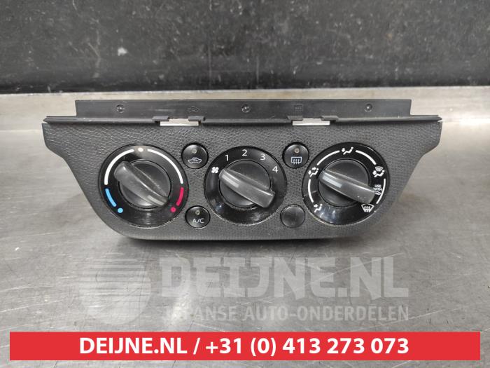 Suzuki Swift Kachel Bedieningspaneel O670718
