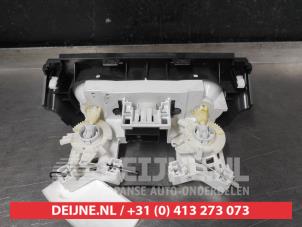 Suzuki Swift Heizung Bedienpaneel O670718 foto 2