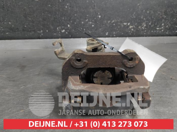 Suzuki Swift Bremszange rechts hinten O670777