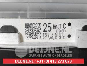 Mazda 3 Kilometerteller KM O670880 foto 3