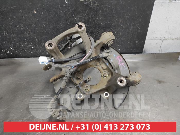 Mazda 3 Achsschenkel links hinten O670895