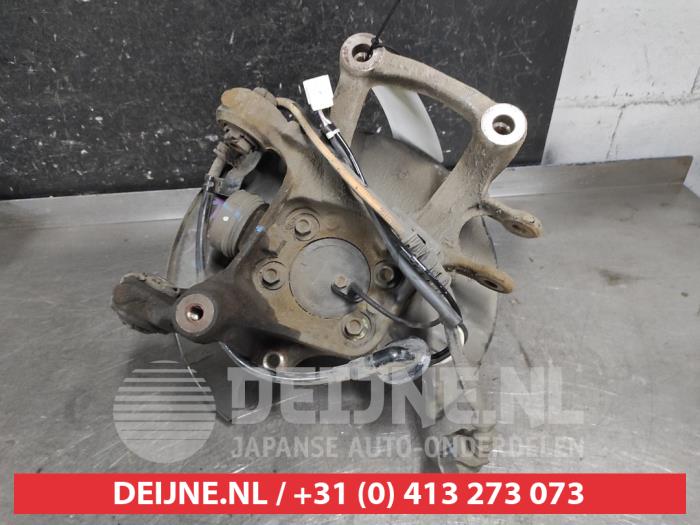 Mazda 3 Achsschenkel rechts hinten O670896
