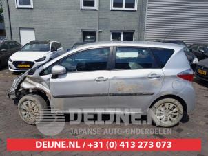 Toyota Verso-S Türscheibe 4-türig links vorne O670916 foto 2