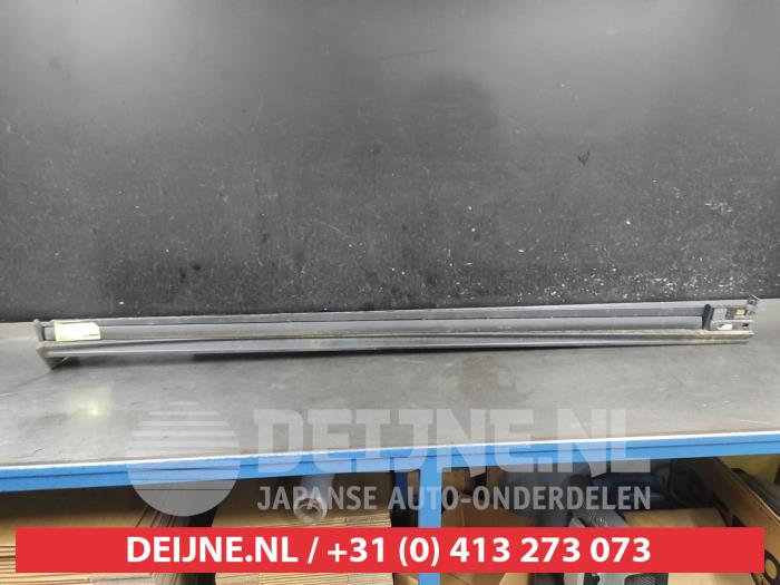 Mazda CX-30 Seitenschürze rechts O670940