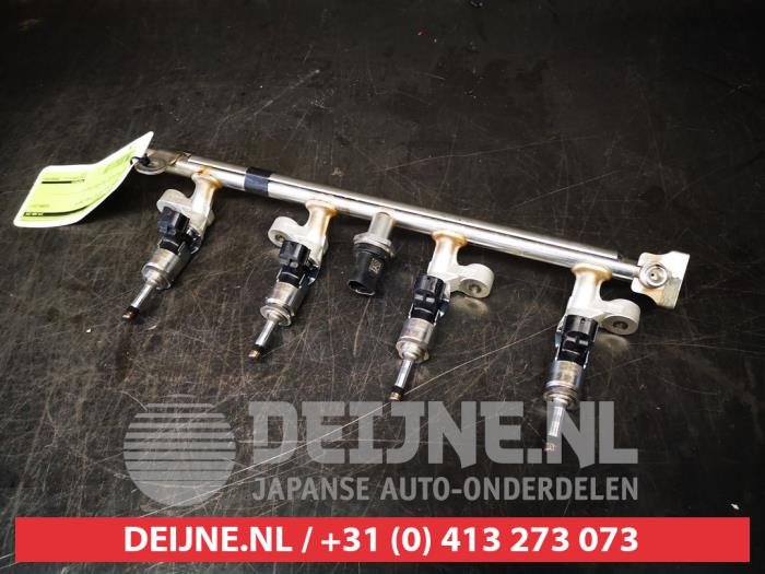 Mazda MX-5 Einspritzdüse (Einspritzer) O671036