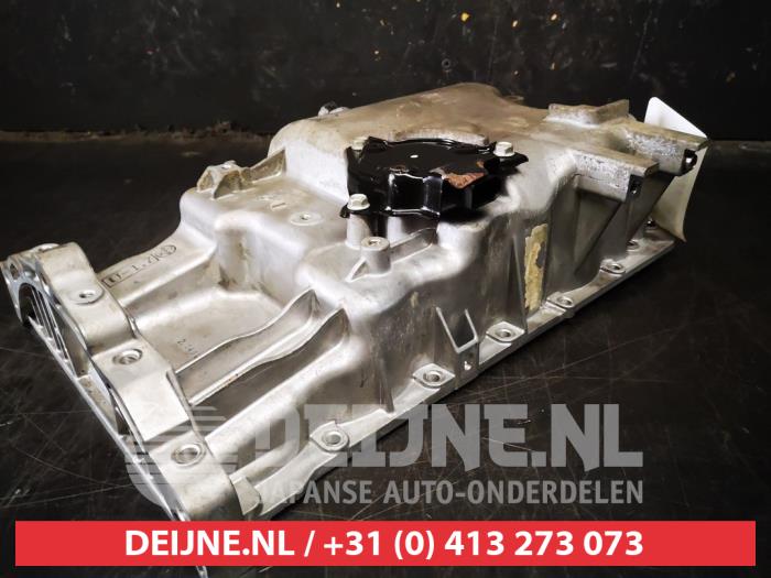 Gebruikte Carterpan Hyundai i40 CW (VFC) 1.7 CRDi 16V Prijs € 50,00 Margeregeling aangeboden door V.Deijne Jap.Auto-onderdelen BV