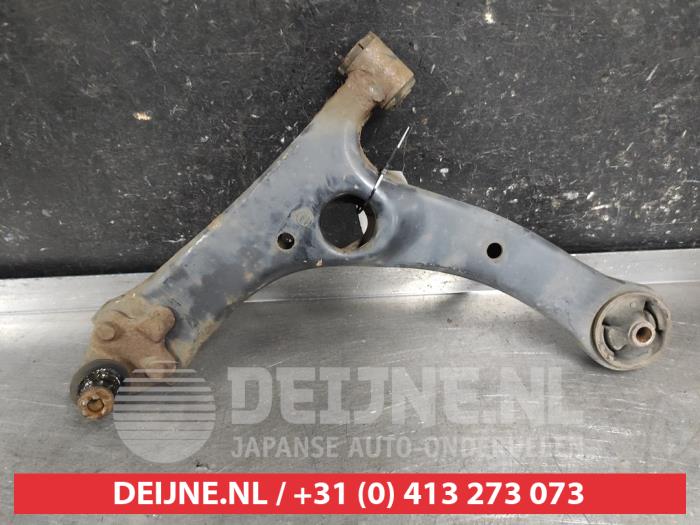 Toyota Corolla Verso Querlenker unten links vorne O671056