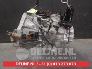 Toyota Yaris Versnellingsbak O671116 foto 3