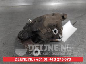 Daihatsu Cuore Remklauw (Tang) links-voor O671250 foto 3