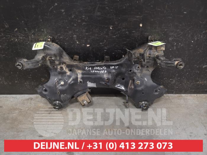 Gebruikte Subframe Kia Sorento III (UM) 2.2 CRDi 16V VGT 4x4 Prijs op aanvraag aangeboden door V.Deijne Jap.Auto-onderdelen BV