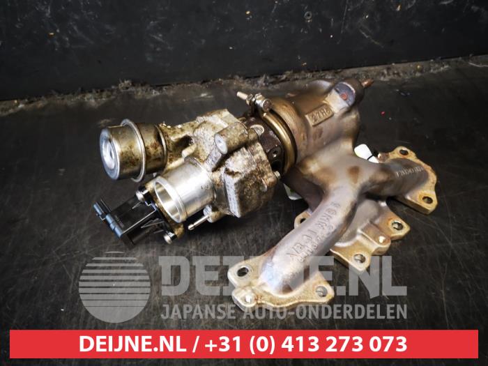 Nissan Pulsar Turbo O671260