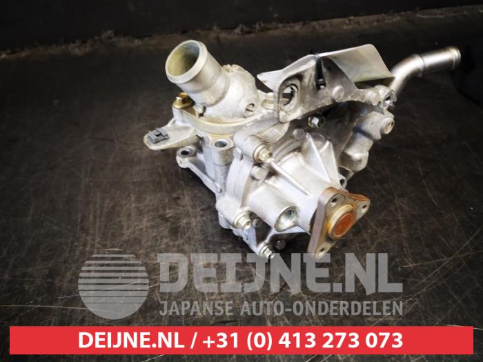 Gebruikte Waterpomp Mazda MX-5 (ND) 2.0 SkyActiv G-160 RF 16V Prijs € 25,00 Margeregeling aangeboden door V.Deijne Jap.Auto-onderdelen BV