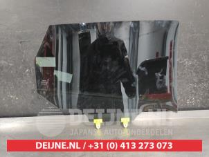 Nissan Pulsar Türscheibe 4-türig links hinten O671217 foto 2