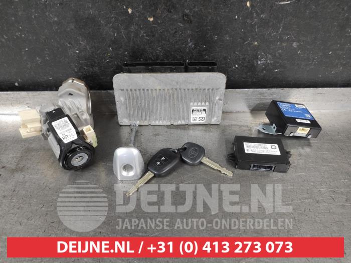 Toyota Verso-S Computer Motormanagement O671281