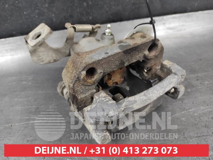 Toyota Verso-S Remklauw (Tang) links-achter O671291