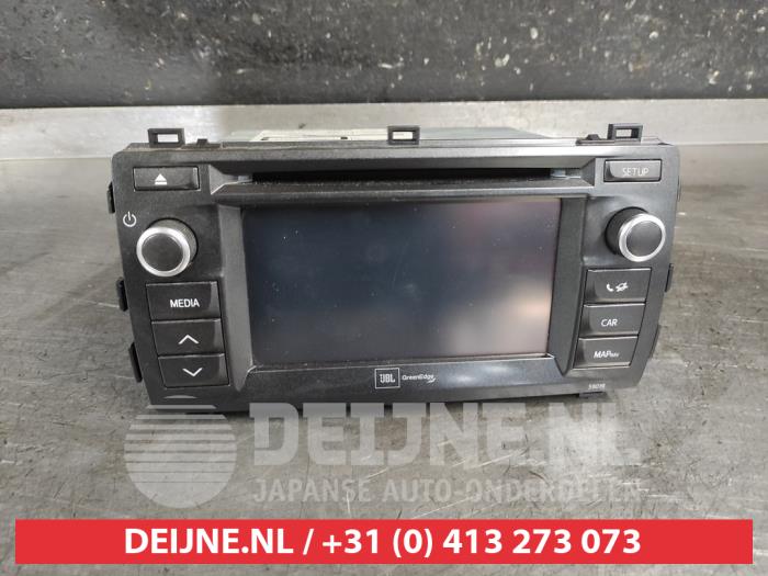 Toyota Auris Radio O671436