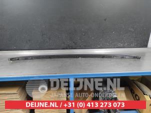 Hyundai Bayon Roof rail, left O671460 photo 2