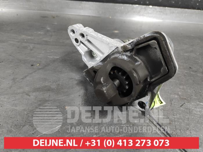 Gebruikte Startmotor Nissan Pulsar (C13) 1.2 DIG-T 16V Prijs € 40,00 Margeregeling aangeboden door V.Deijne Jap.Auto-onderdelen BV