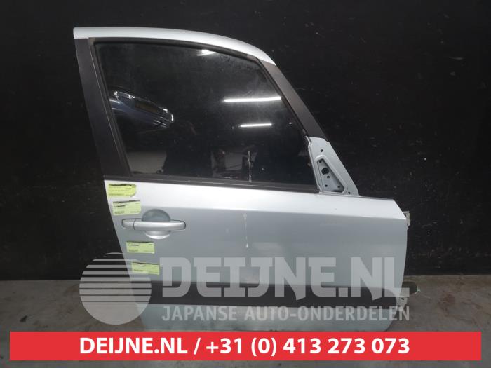 Suzuki SX-4 Tür 4-türig rechts vorne O671553