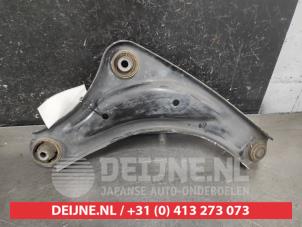 Nissan Pulsar Front lower wishbone, left O671572 photo 2