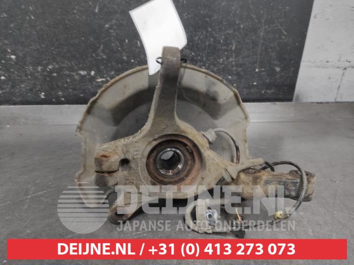 Suzuki Swift Fusee links-voor O671608