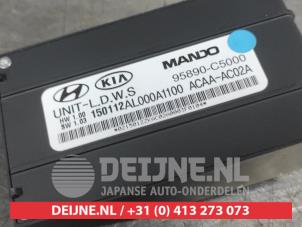 Kia Sorento Camera voorzijde O671618 foto 3