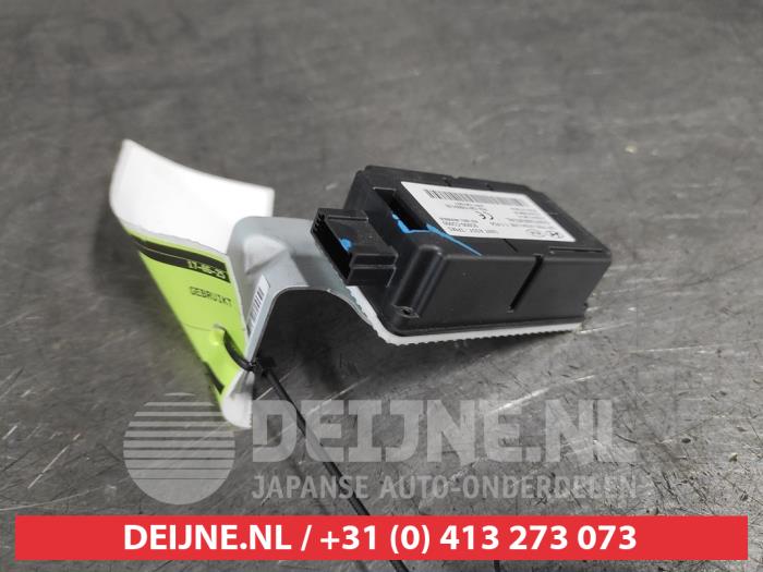 Kia Sorento Tyre pressure module O671629