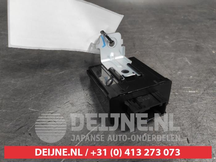 Kia Sorento Computer lighting module O671631