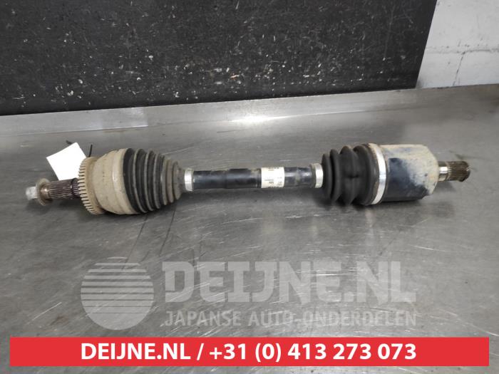 Kia Sorento Front drive shaft, left O671682