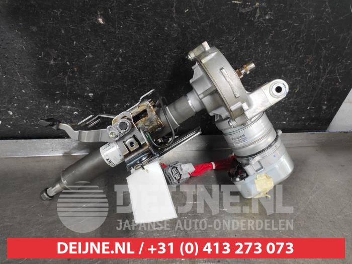 Toyota Auris Lenksäulenwelle O671825