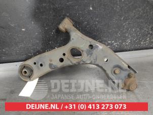 Toyota Auris Front lower wishbone, left O671834 photo 2