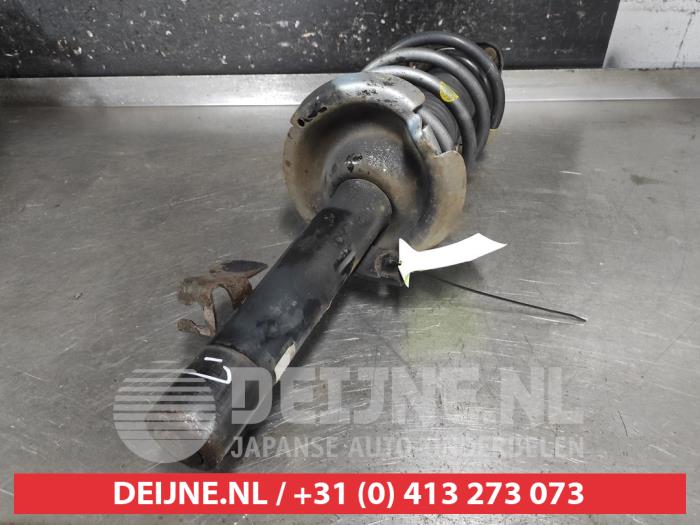 Mazda 5 Stoßdämpferstrebe links vorne O671842