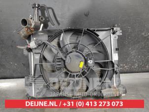 Gebruikte Radiateur Kia Rio III (UB) 1.1 CRDi VGT 12V Prijs € 100,00 Margeregeling aangeboden door V.Deijne Jap.Auto-onderdelen BV