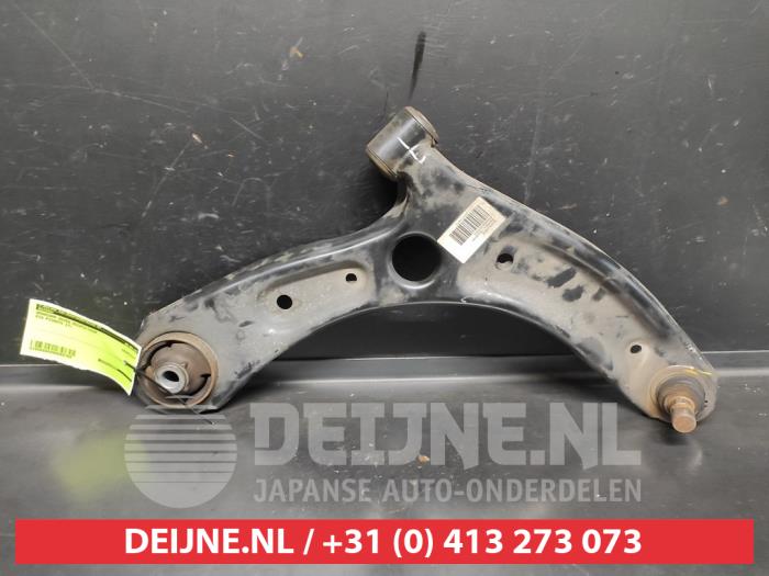 Kia Picanto Front lower wishbone, right O672036