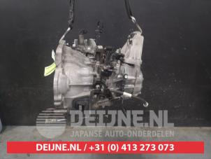 Kia Carens Gearbox O672038 photo 2
