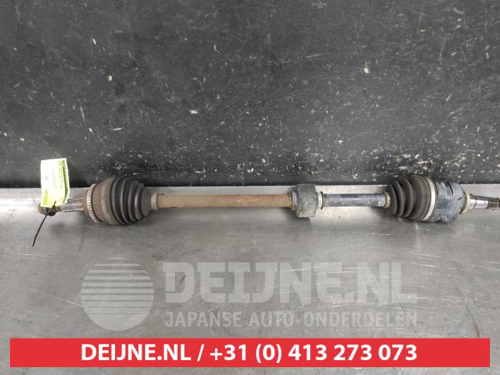 Toyota Corolla Verso Aandrijfas rechts-voor O672120