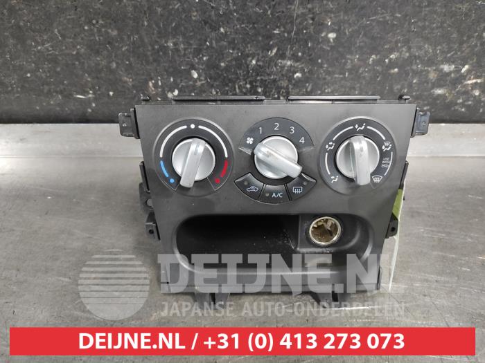 Suzuki Splash Kachel Bedieningspaneel O672193