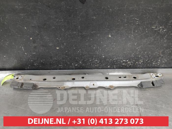 Toyota Yaris Radiatorbalken O672210