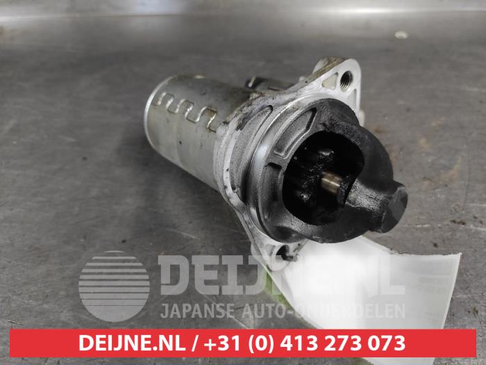 Startmotor van een Kia Rio IV (YB) 1.0i T-GDi 120 Eco-Dynamics+ 12V 2021