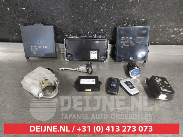 Toyota Corolla Schlossset Zylinder (komplett) O672327