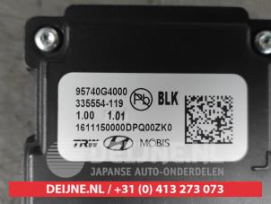 Hyundai I30 Front camera O672385 photo 2