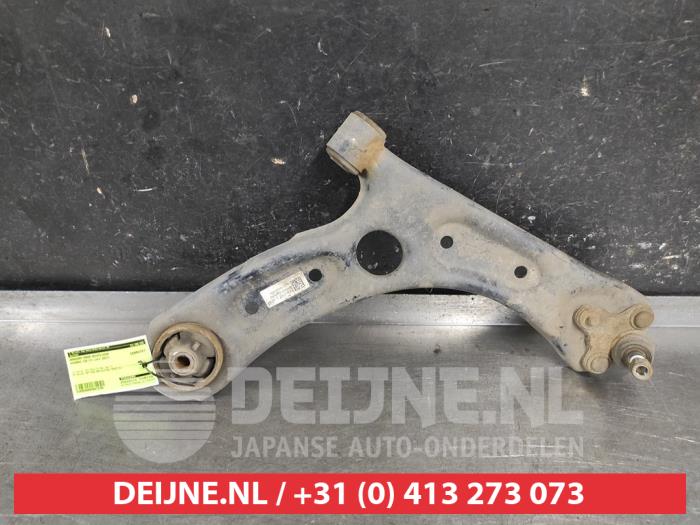 Hyundai I30 Draagarm onder rechts-voor O672398