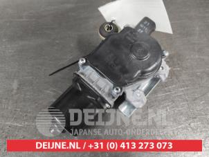 Nissan X-Trail Scheibenwischermotor vorne O672501 foto 2