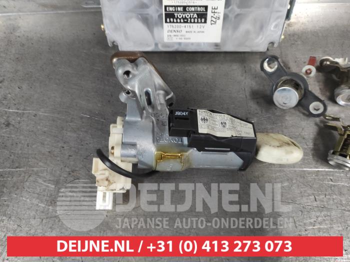 Toyota Celica Kontaktslot+Sleutel O672523
