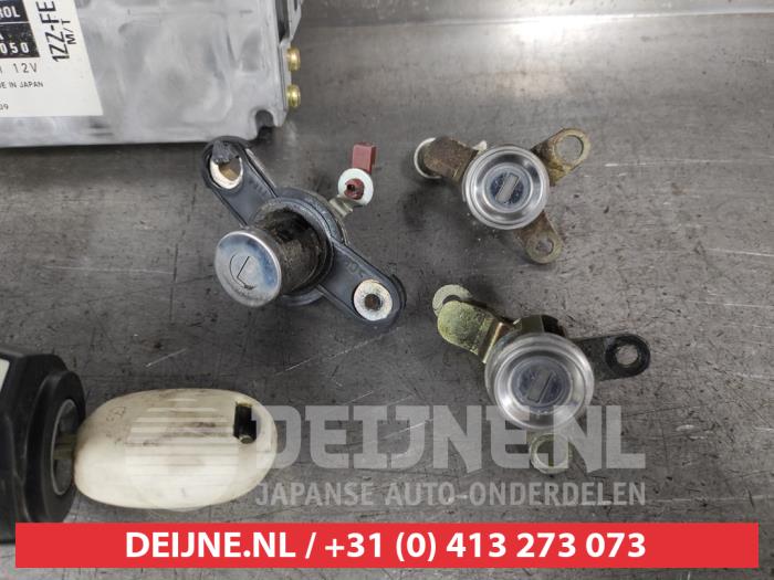 Toyota Celica Slotenset Cilinder (compleet) O672524