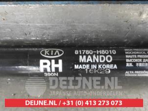 Kia Rio Rear gas strut, right O672552 photo 2